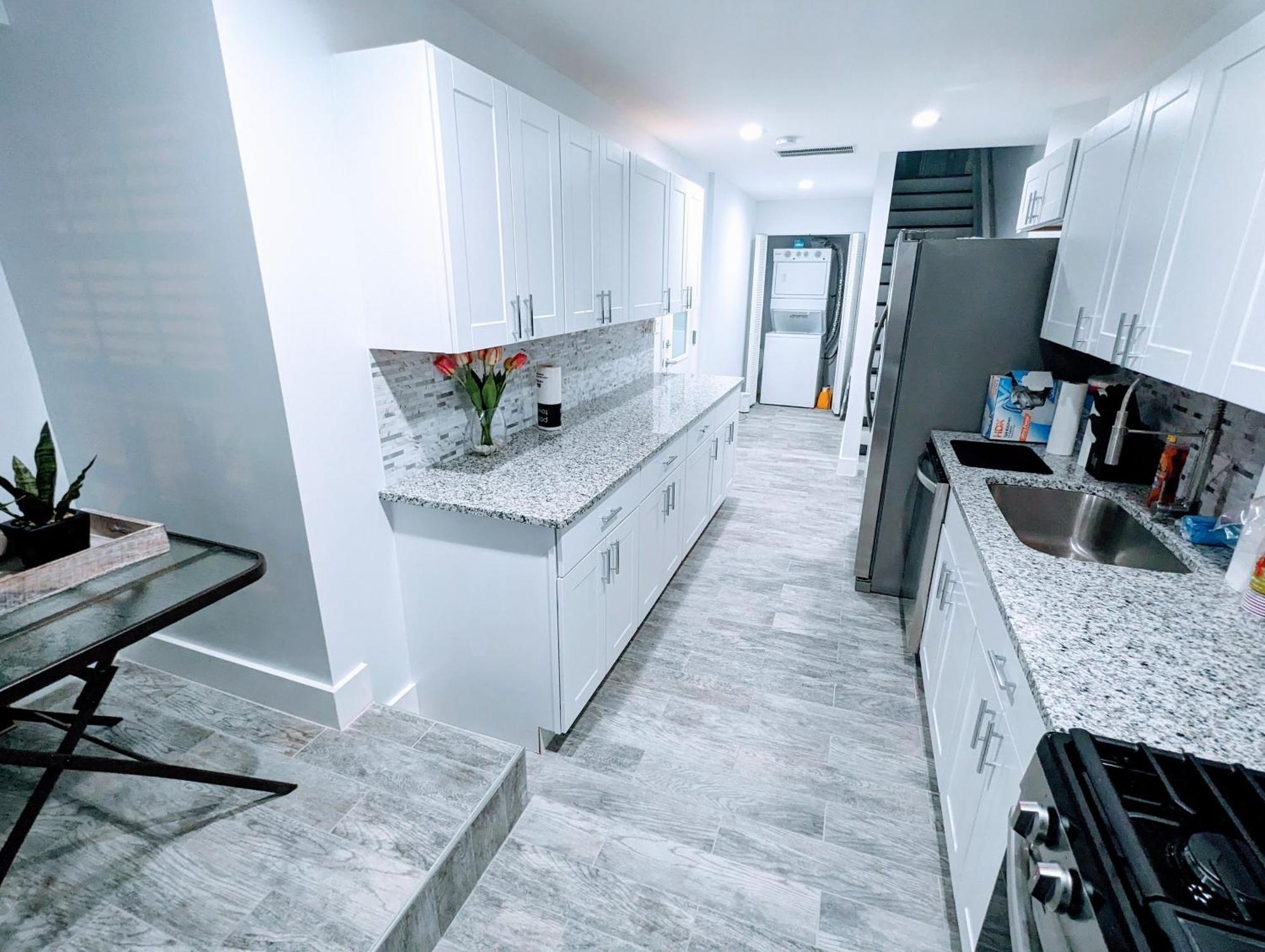 Luxurious 3 Bedroom Apt With A Beautiful Balcony Washington Zimmer foto