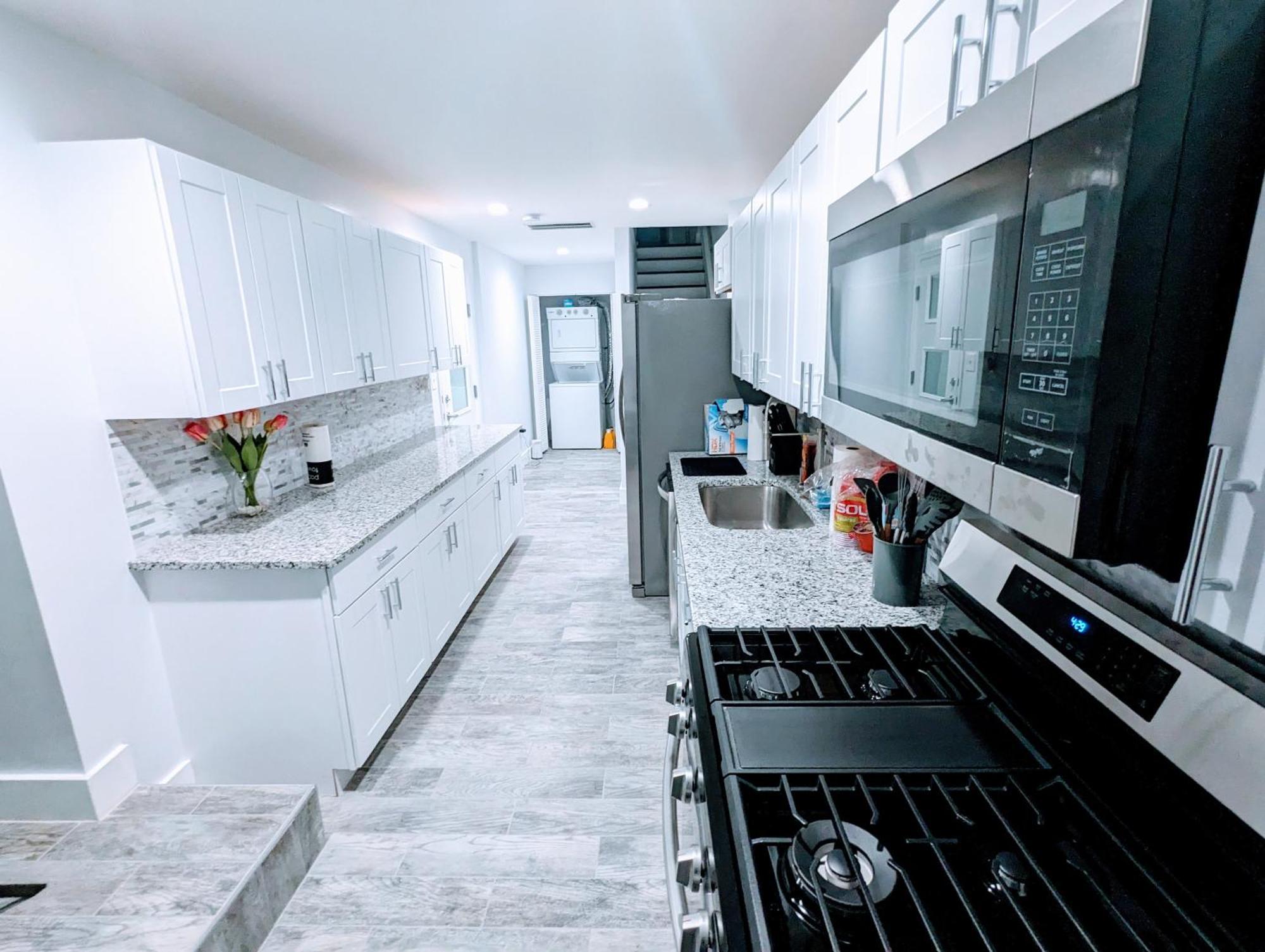 Luxurious 3 Bedroom Apt With A Beautiful Balcony Washington Zimmer foto